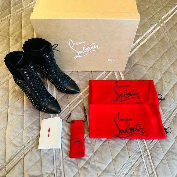EUC Christian Louboutin Dakita 100 Leather Booties Size 39 - Picture 4 of 9